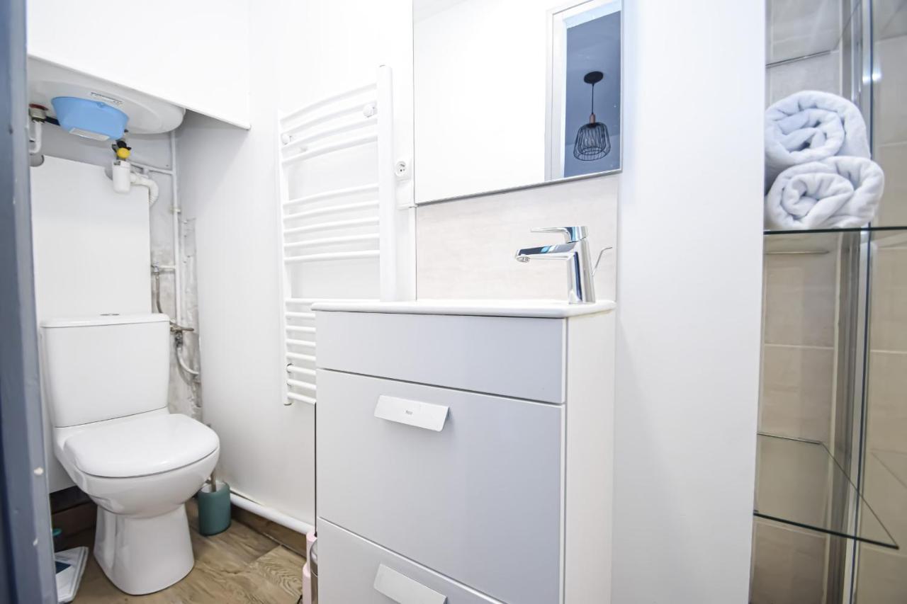 Grand studio au coeur de Dinard à 1min du marché et 6min plage de l'Écluse Apartamento Exterior foto